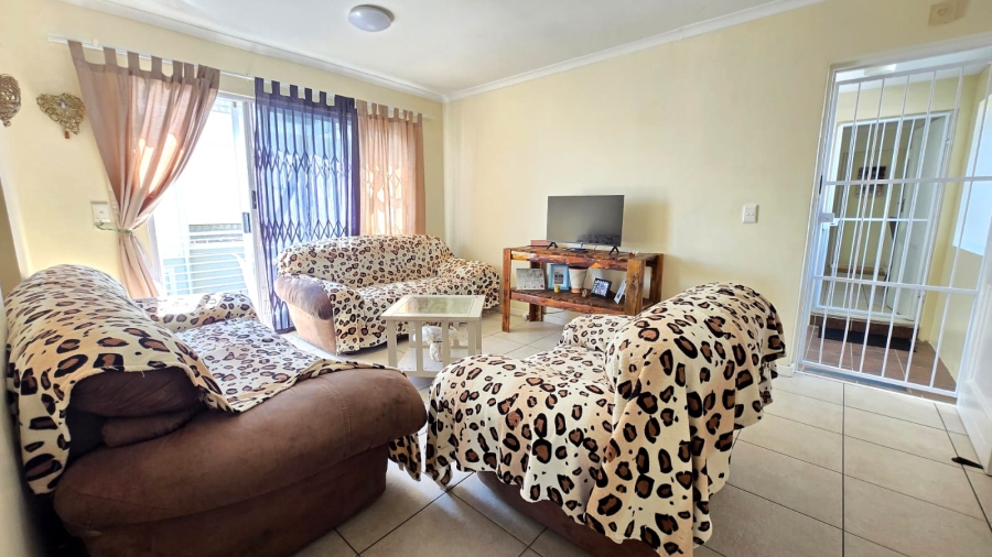 2 Bedroom Property for Sale in Strand Central Western Cape